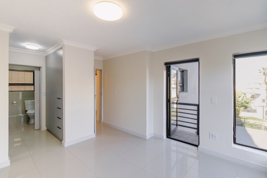 3 Bedroom Property for Sale in Bloubergrant Western Cape